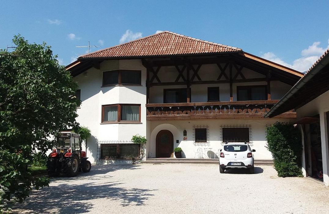 Mittelbergerhof Ferienwohnungen Vilpiano エクステリア 写真